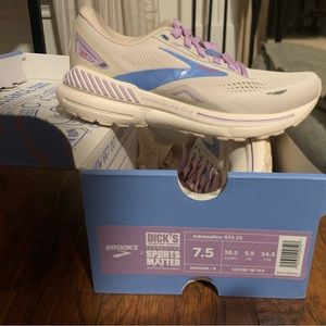 Women’s Brooks Adrenaline